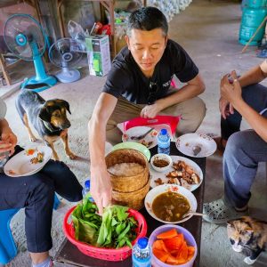 Mountain FOOD PARADISE!! ? Backyard Foraging + 2 Village Lunches! | Sakhon Nakhon, Thailand