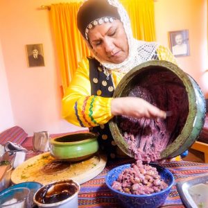 Unique Village Food in Masuleh, Iran! ??I ate 48 YEARS-OLD GARLIC!!