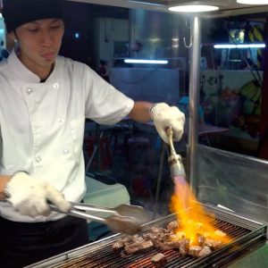 Grilling Beef with a Burner - Street Food in Taiwan