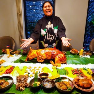 Meet the LECHON DIVA of the Philippines - FILIPINO FOOD Boodle Fight!