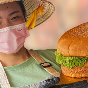 Vietnamese Big Pork Burger in Kepong | Satisfying Malaysian Street Food