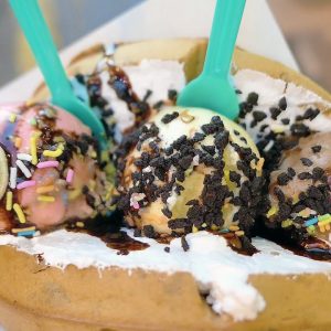 인스타에서 핫한 비주얼최강의 아이스크림 와플 / 길거리 음식 /부산 남포동 (Ice cream waffles / Korean street food)