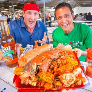 Extreme SEAFOOD MOUNTAIN!! ? Giant Shrimp Tray + King Crab in Los Angeles w/ Sonny!!