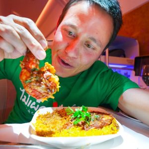 Emirates Food Review - GIANT SHRIMP MACHBOOS on Business Class!!