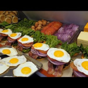 푸짐한 토핑! 계란후라이 치즈 버거 / fried egg cheeseburger - korean street food