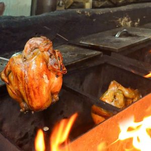 300 Chickens sold out a day! Dangerous wood roasted whole chicken, Hakka tofu rolls - Taiwanese food