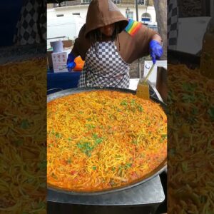 Huge Rice Paellas and Noodles. London Street Food