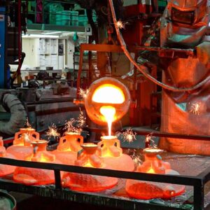Amazing! Process of Uncoated Cast Iron Pan Mass Production / 鑄鐵鍋量產過程 - Taiwan Ironware Factory