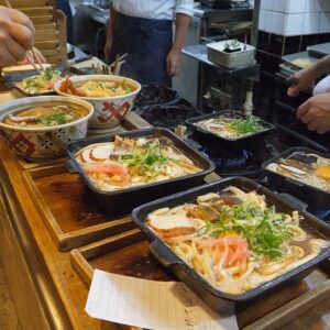 오사카 130년된 철판 우동 전문점, 100년된 오므라이스 가게 등 인기있는 식당 모음! / popular restaurants in Osaka!
