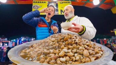 Night Market - Street Food Tour!! SPICY SNAIL SOUP in Marrakesh, Morocco (Jema El Fnaa Square)